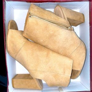 Women shoes